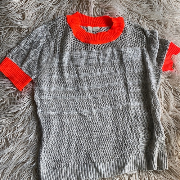 Shirt - Picture 1 of 5